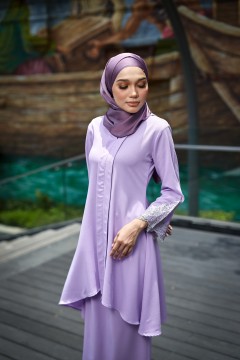 Kebaya Kendall in Lilac Purple